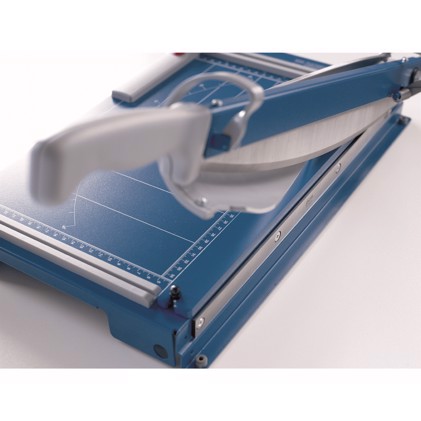 DAHLE 561 - comprimento de corte de 360 mm/capacidade de corte de 3,5 mm.